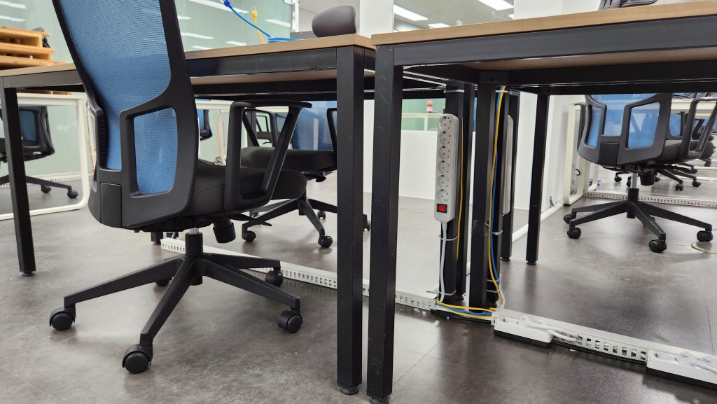 20240727 195051 사무실 및 사업장 인터넷 랜선 EPS실 통신공사로 층간 네트워크 연결, 파일공유 및 프린터공유 해결!